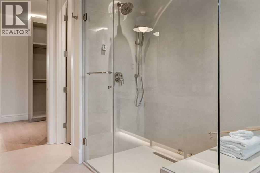 Single Family House for Sale in   Avenue SW Elbow Park Calgary 