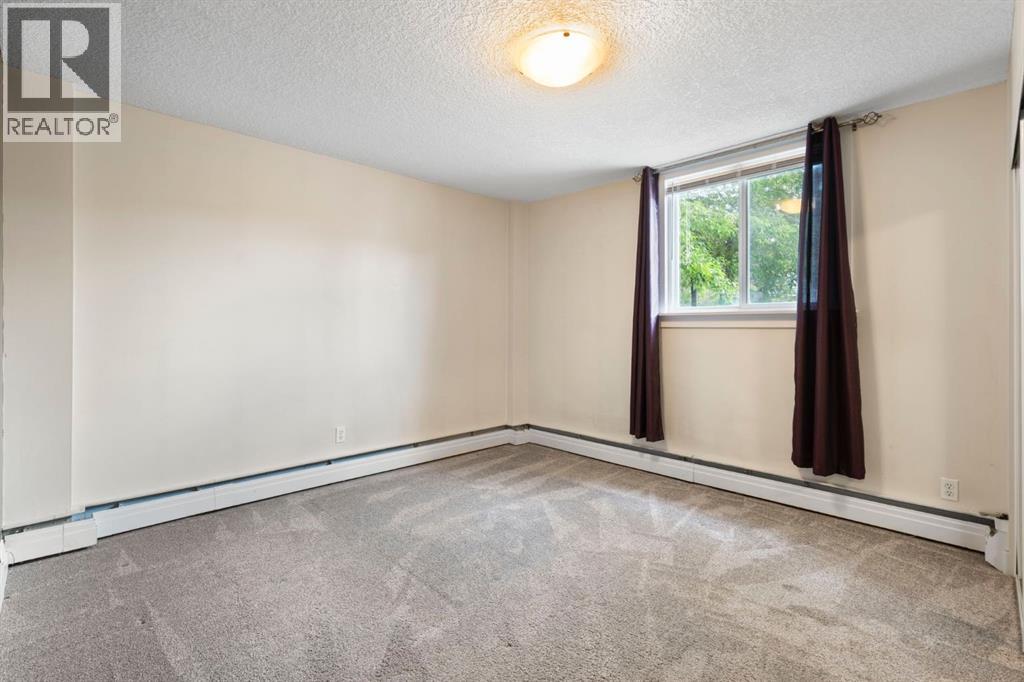 Single Family House for Sale in    Avenue NW Sunnyside Calgary 