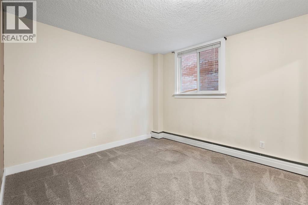 Single Family House for Sale in    Avenue NW Sunnyside Calgary 