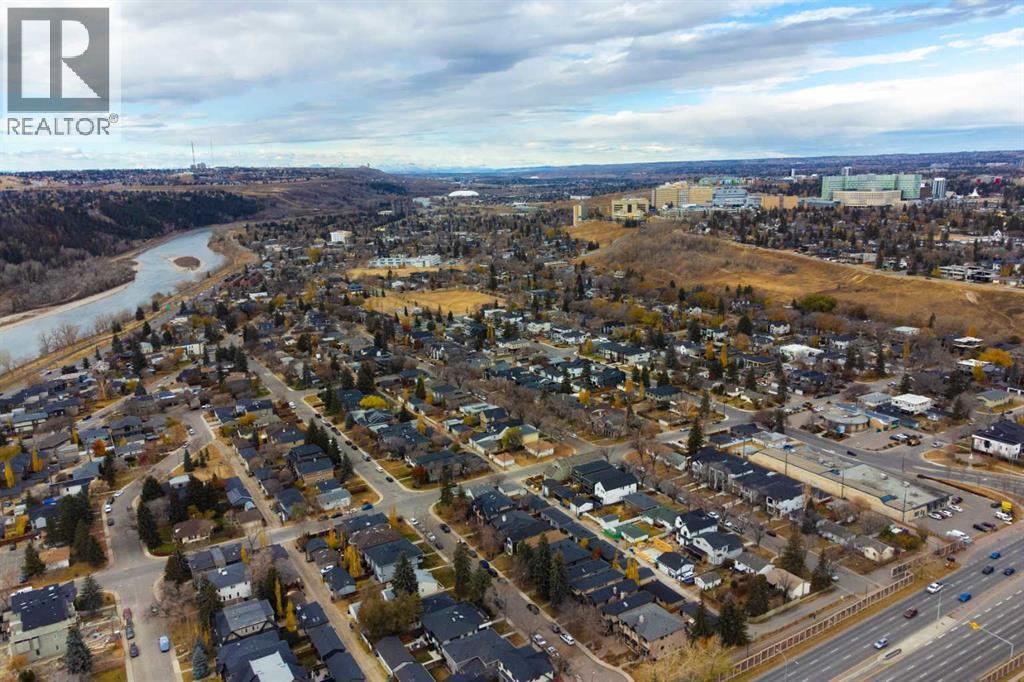 Single Family House for Sale in   Avenue NW West Hillhurst Calgary 