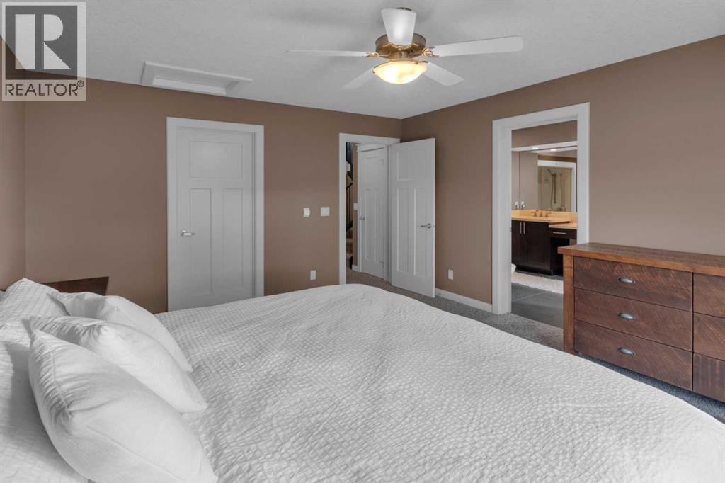 Single Family House for Sale in   Avenue NW West Hillhurst Calgary 