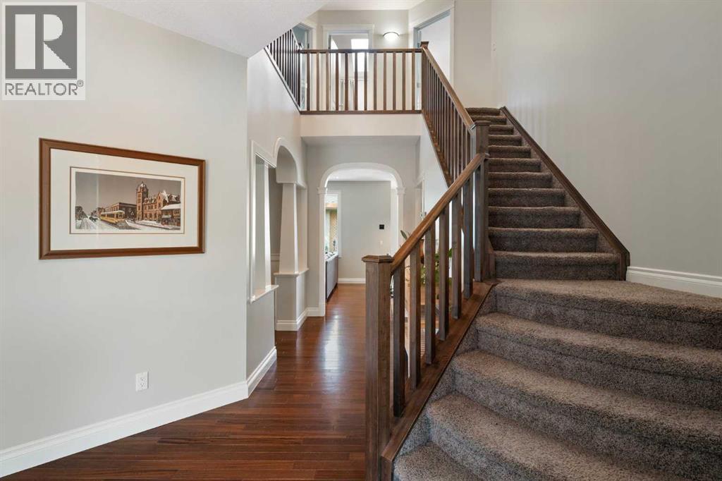 Single Family House for Sale in  Broadview Road NW West Hillhurst Calgary 