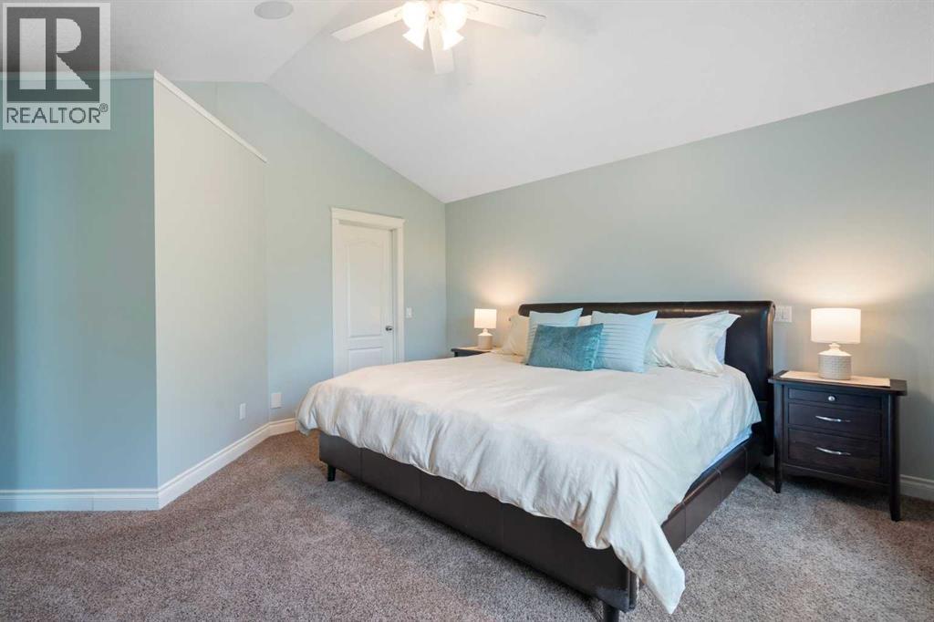 Single Family House for Sale in  Broadview Road NW West Hillhurst Calgary 