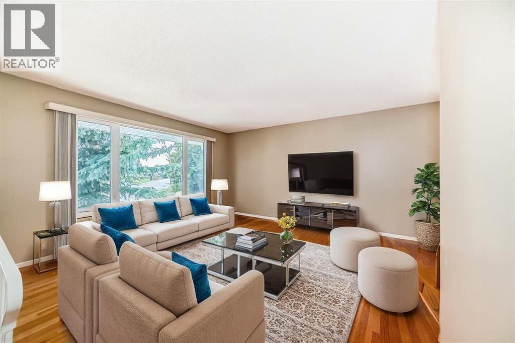 Single Family House Bi-level for Sale in  Marshall Road NE Marlborough Calgary 