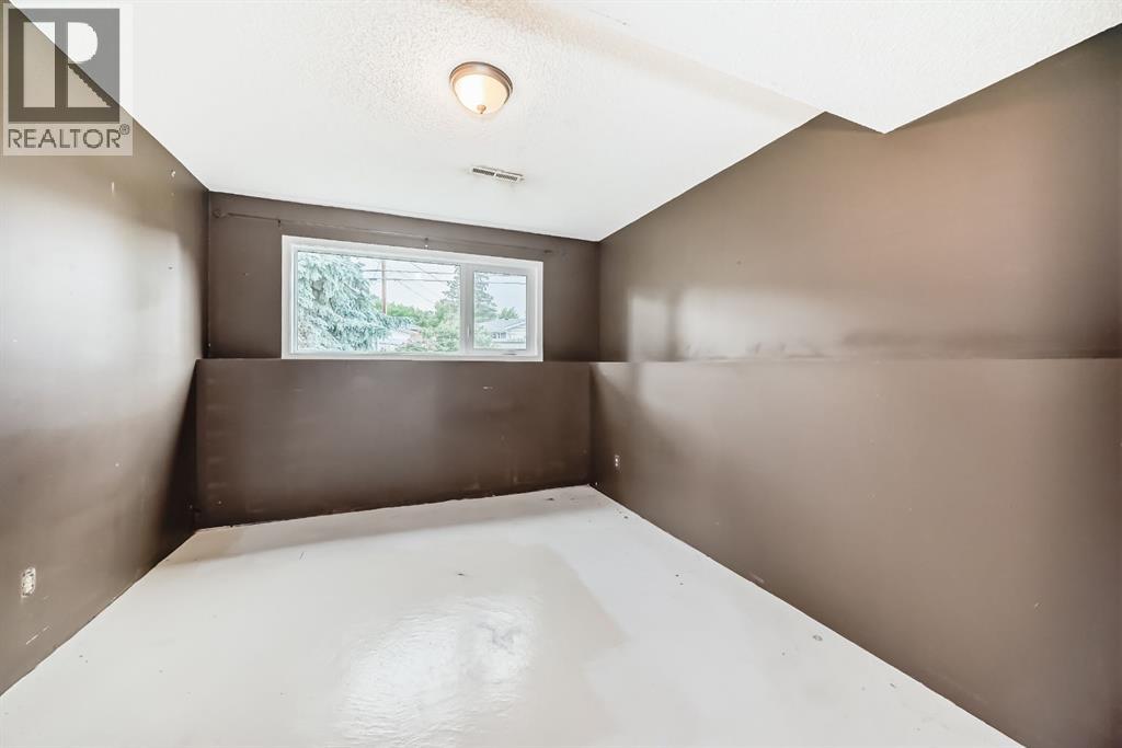 Single Family House Bi-level for Sale in  Marshall Road NE Marlborough Calgary 