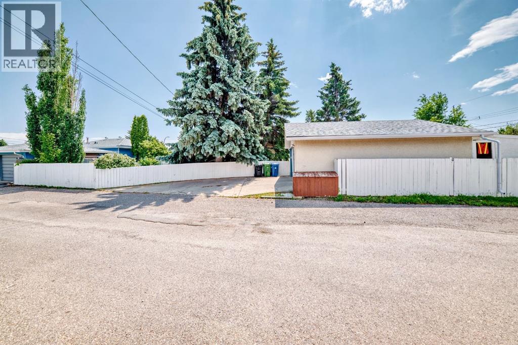 Single Family House Bi-level for Sale in  Marshall Road NE Marlborough Calgary 