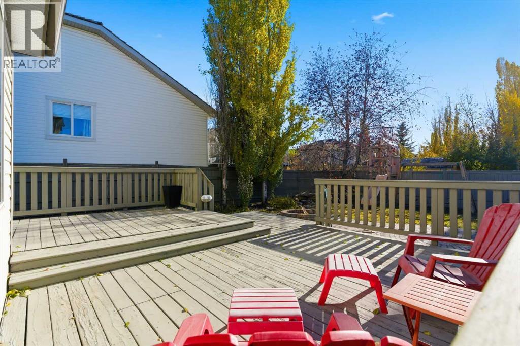 Single Family House for Sale in  Mt Apex Crescent SE McKenzie Lake Calgary 