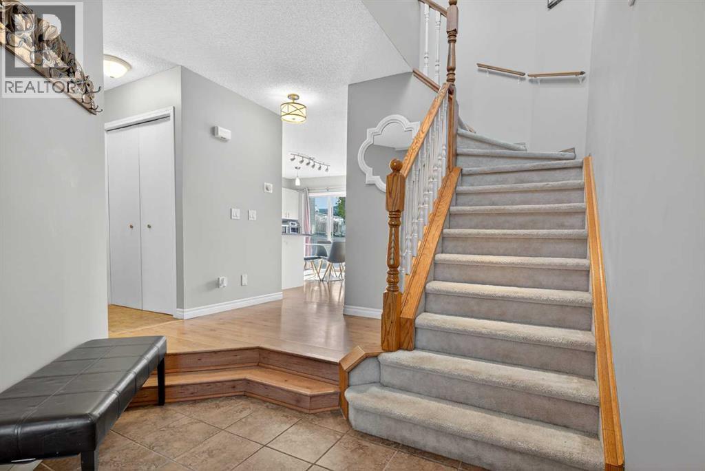 Single Family House for Sale in  Mt Apex Crescent SE McKenzie Lake Calgary 