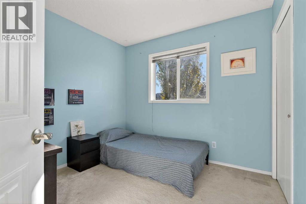 Single Family House for Sale in  Mt Apex Crescent SE McKenzie Lake Calgary 