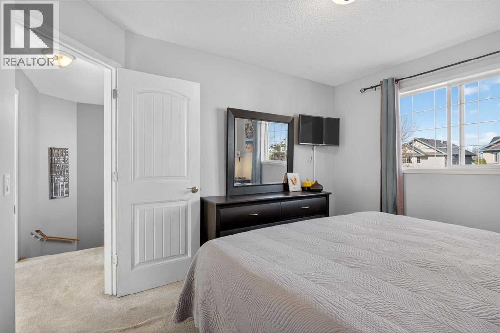 Single Family House for Sale in  Mt Apex Crescent SE McKenzie Lake Calgary 