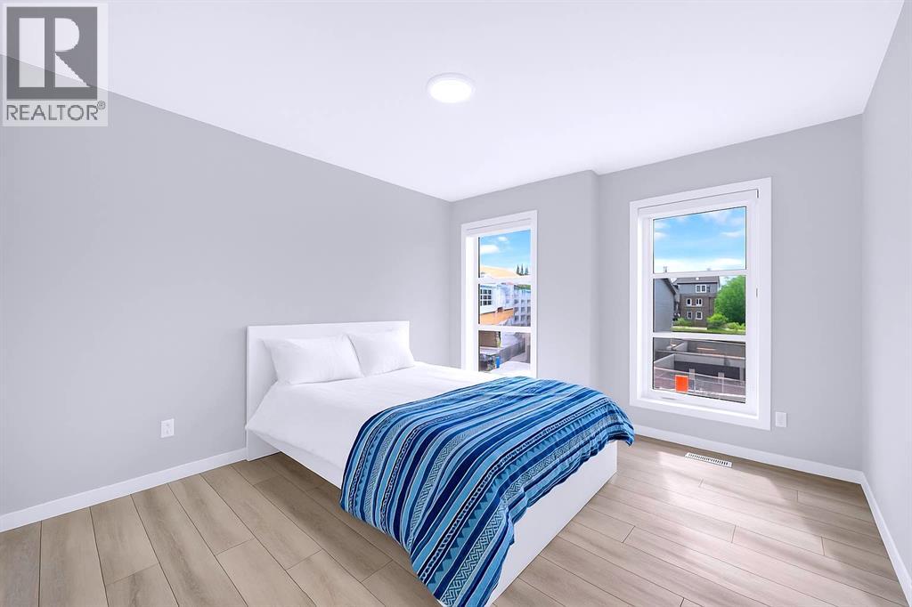 Single Family House for Sale in  Silver Spruce Grove SW Silverado Calgary 