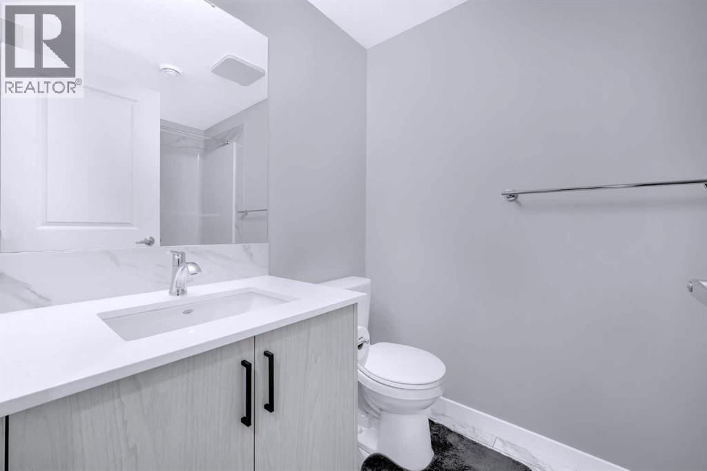 Single Family House for Sale in  Silver Spruce Grove SW Silverado Calgary 