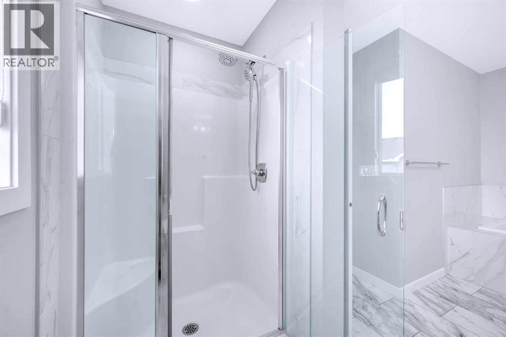 Single Family House for Sale in  Silver Spruce Grove SW Silverado Calgary 