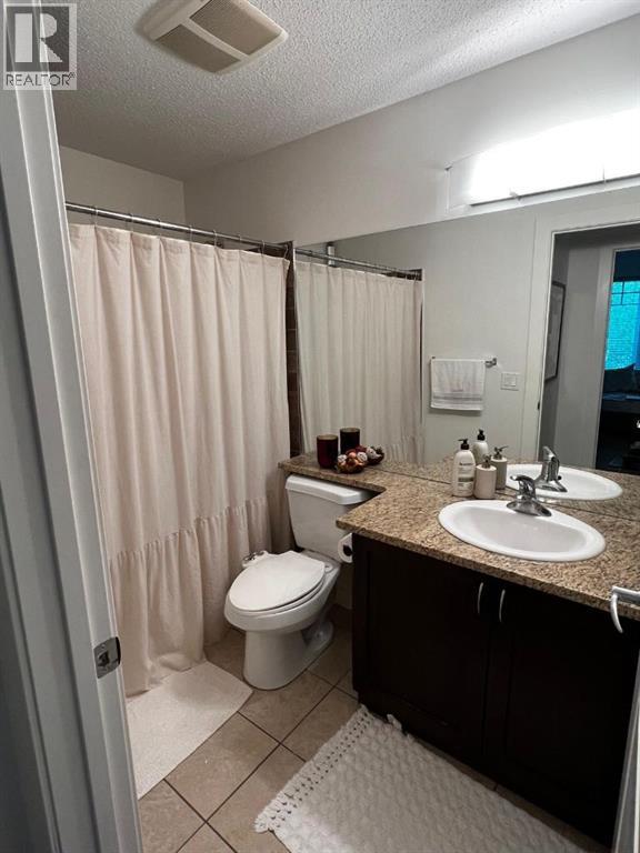 Single Family House for Sale in    Avenue SW Mission Calgary 