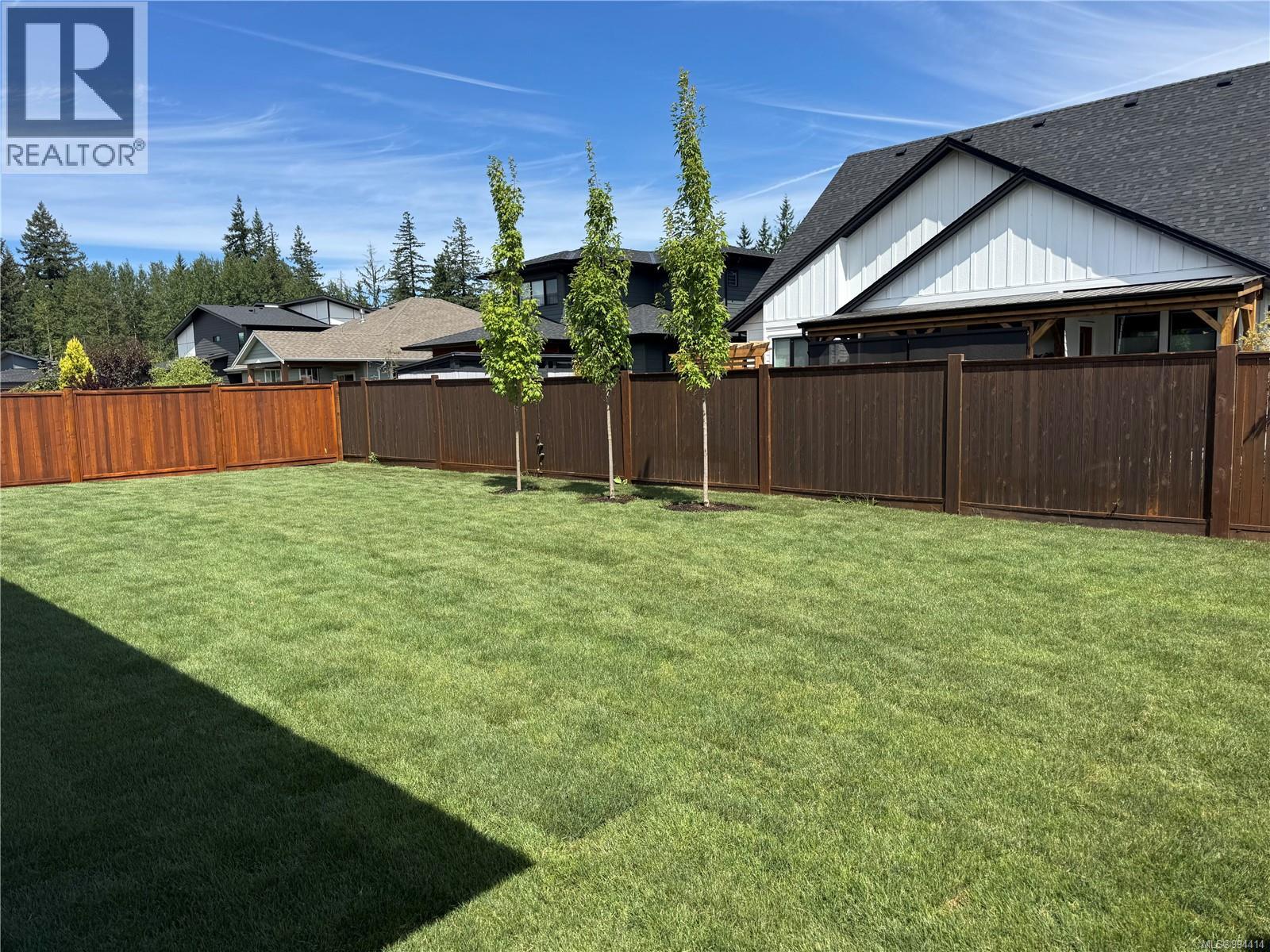 766 Sitka St, Campbell River