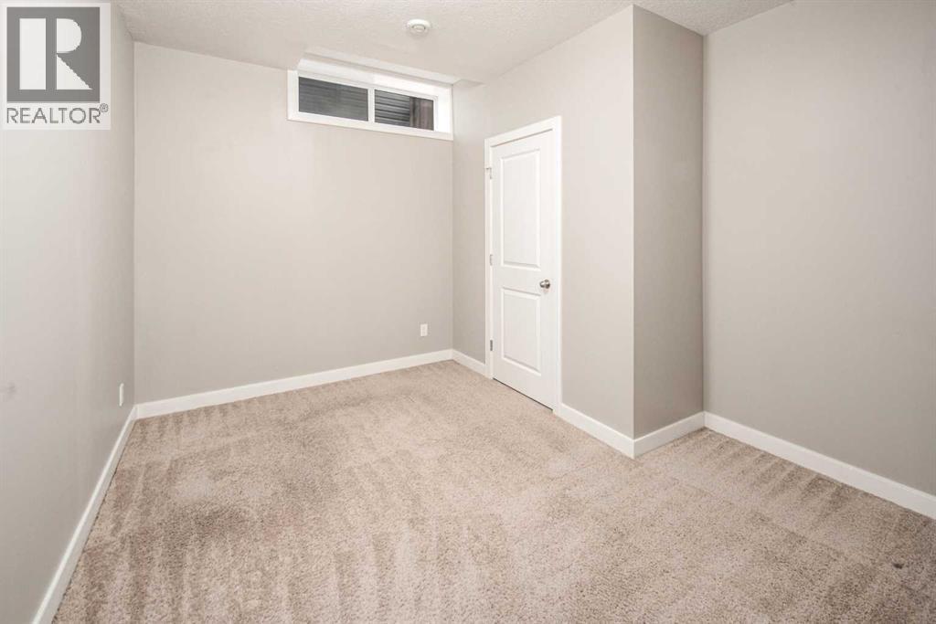 Single Family House for Sale in  Evansdale Common NW Evanston Calgary 