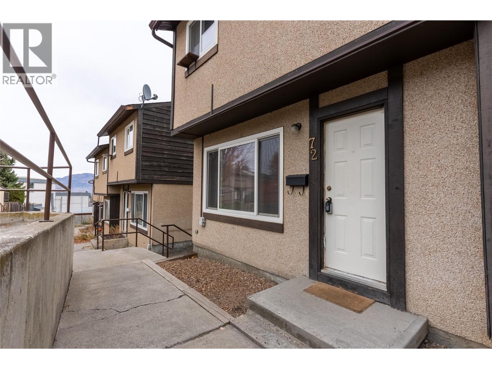 1605 Summit Drive Unit# 72, Kamloops