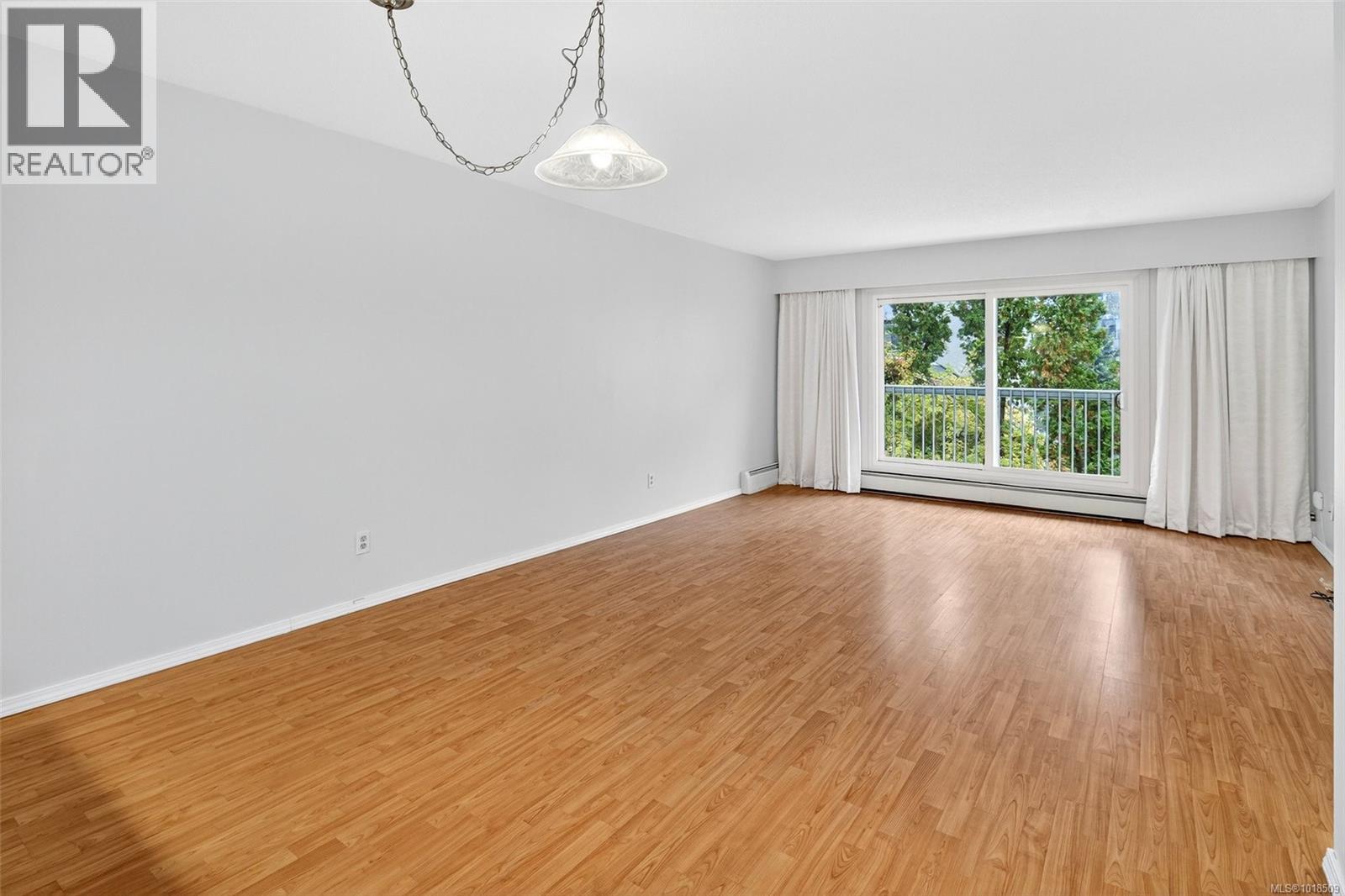 201 1188 Yates Street, Victoria