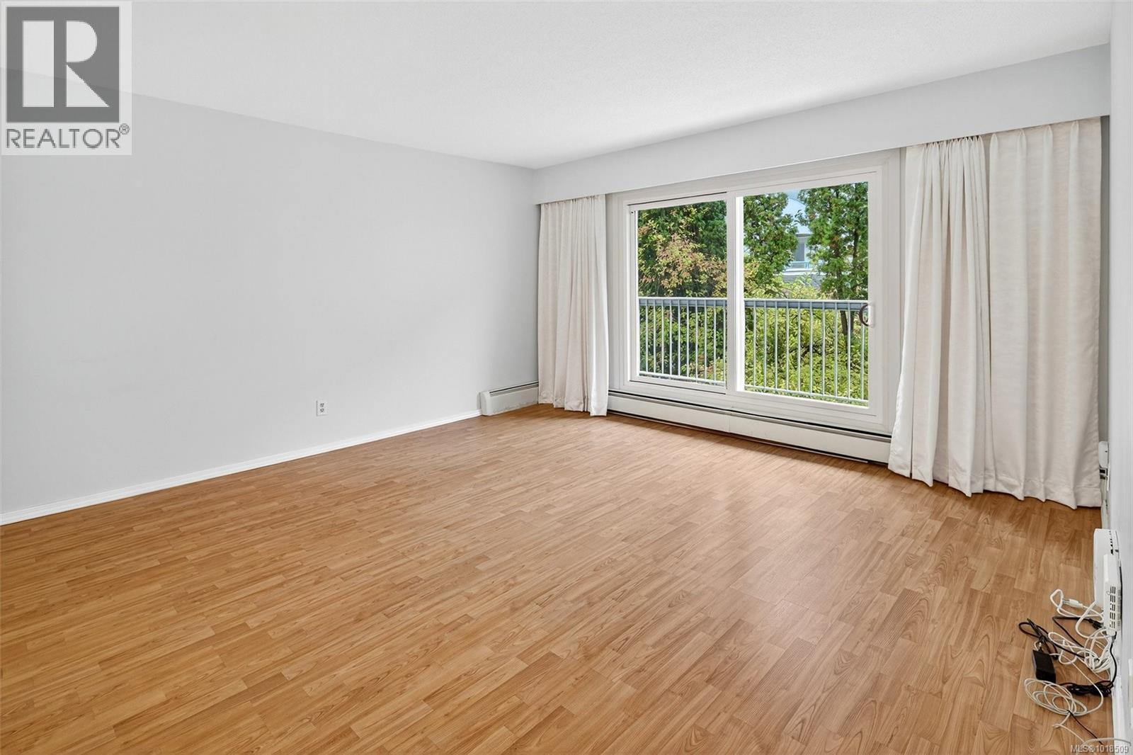 201 1188 Yates Street, Victoria