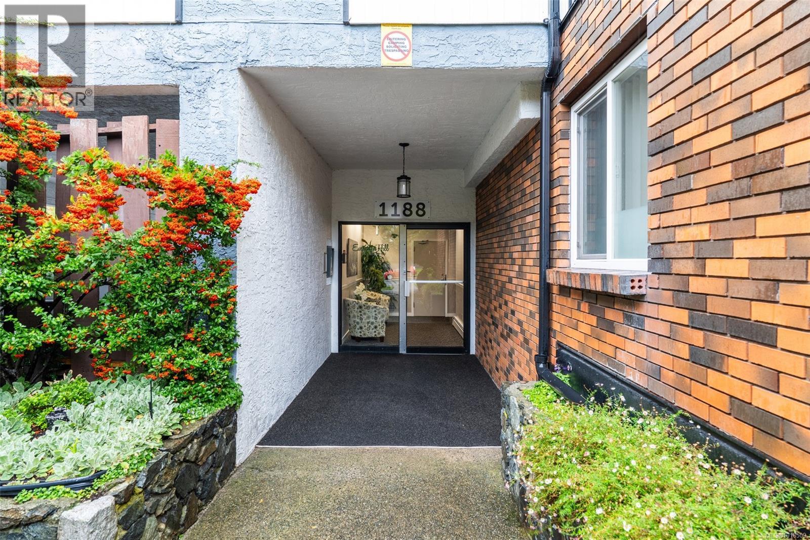 201 1188 Yates Street, Victoria