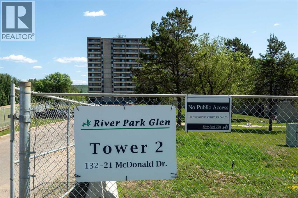 13221 MacDonald Drive, Fort McMurray