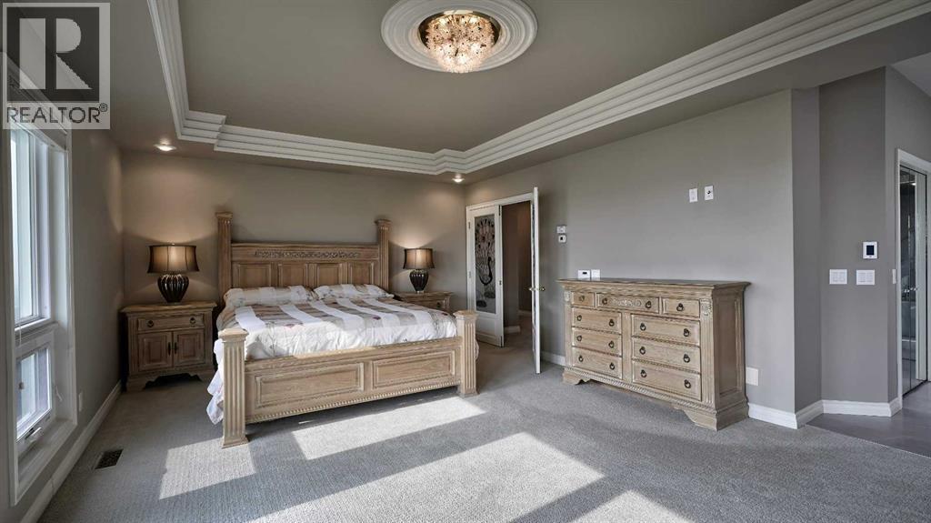 Single Family House for Sale in  Edelweiss Point NW Edgemont Calgary 