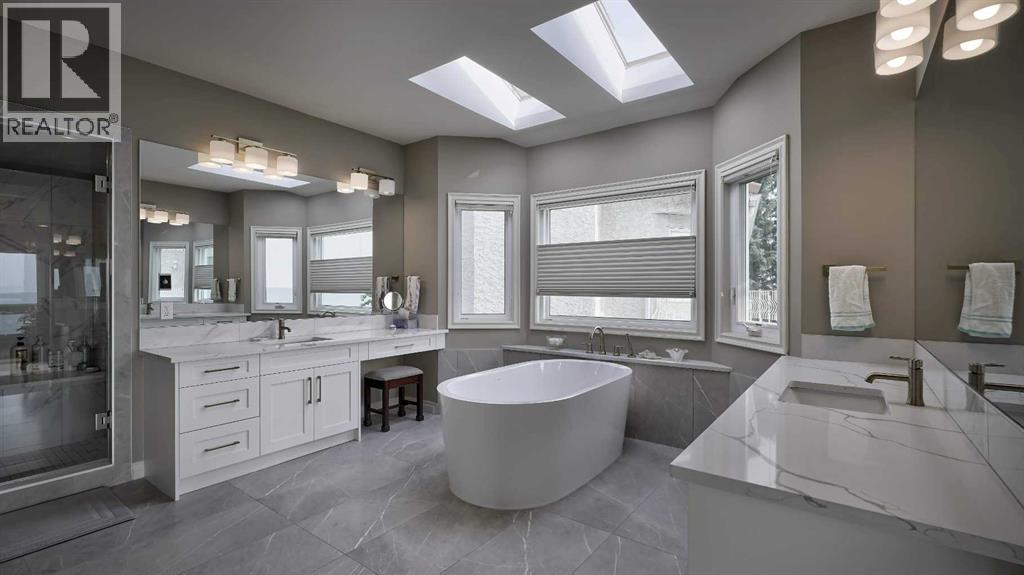 Single Family House for Sale in  Edelweiss Point NW Edgemont Calgary 