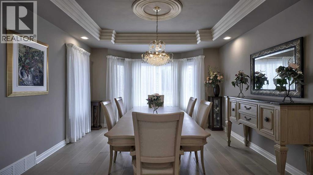 Single Family House for Sale in  Edelweiss Point NW Edgemont Calgary 