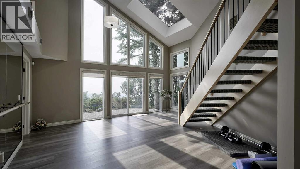 Single Family House for Sale in  Edelweiss Point NW Edgemont Calgary 