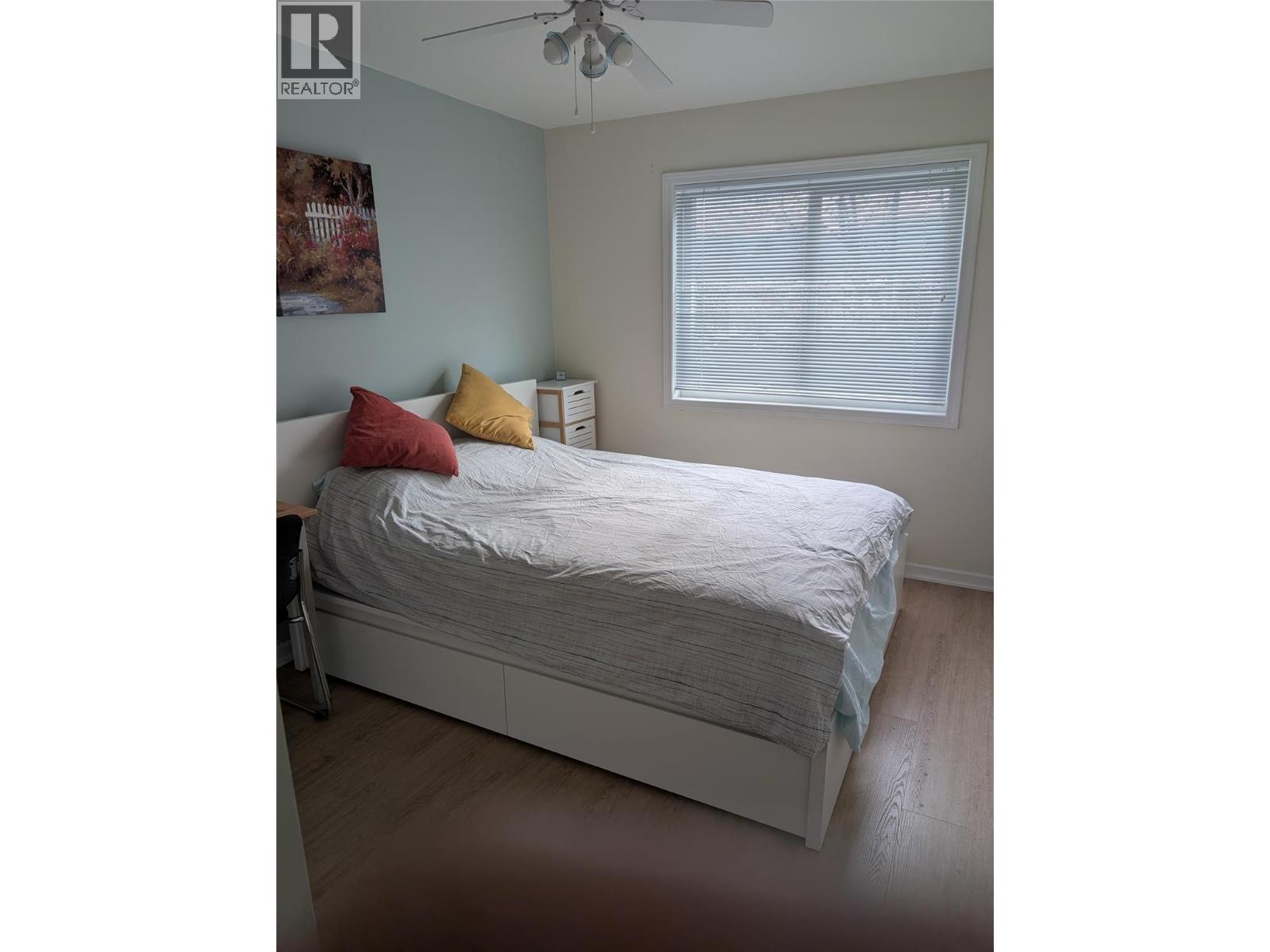 203 993 KLO Road, Kelowna