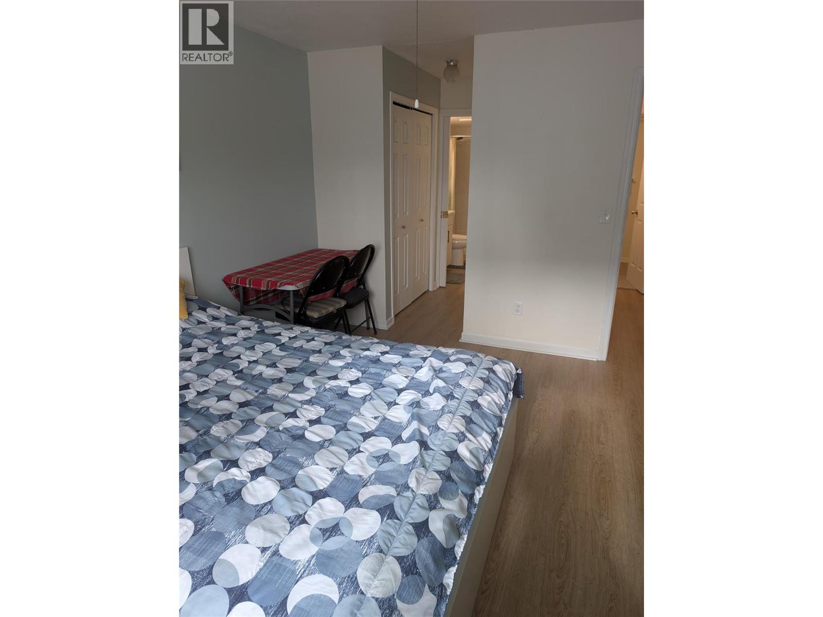 203 993 KLO Road, Kelowna