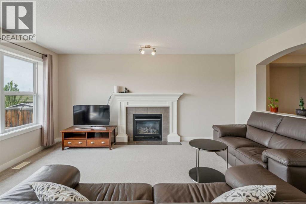 Single Family House for Sale in  Bridlecrest Street SW Bridlewood Calgary 