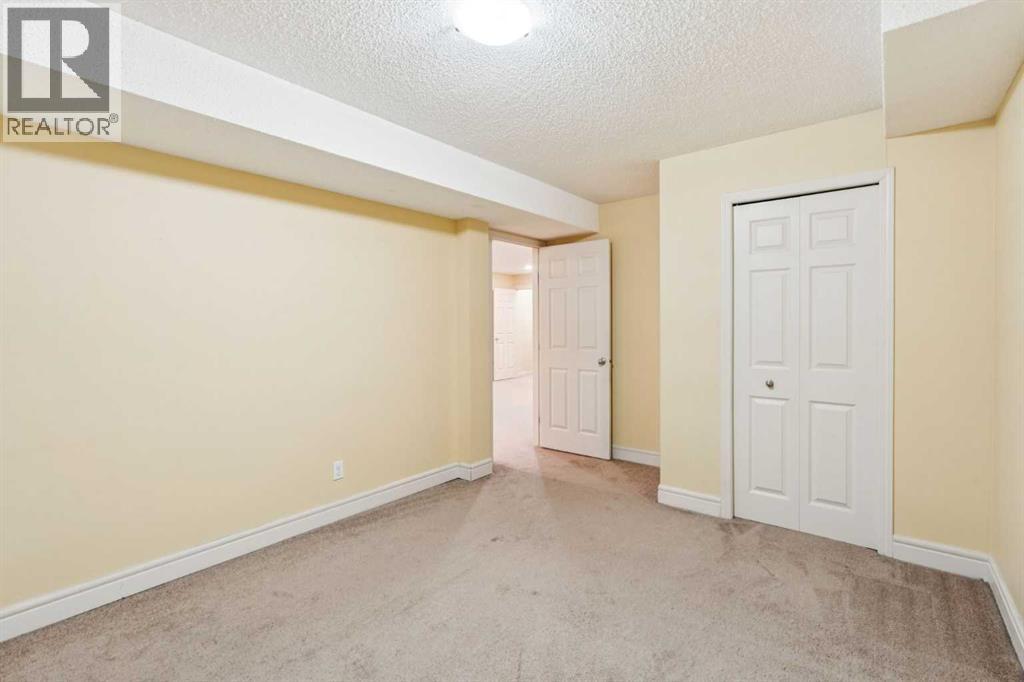 Single Family House Bi-level for Sale in  Bridlemeadows Manor SW Bridlewood Calgary 