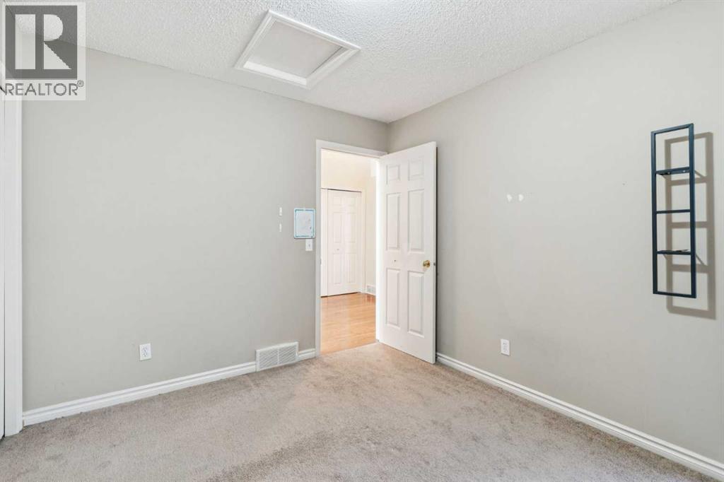 Single Family House Bi-level for Sale in  Bridlemeadows Manor SW Bridlewood Calgary 