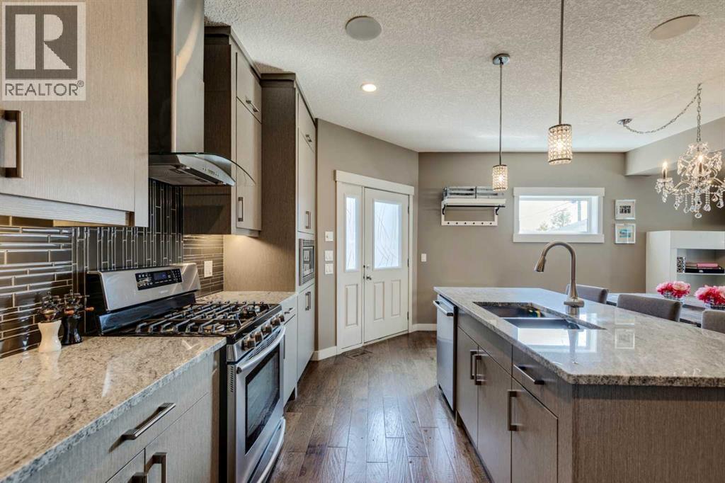 Single Family House for Sale in    Avenue NW Montgomery Calgary 