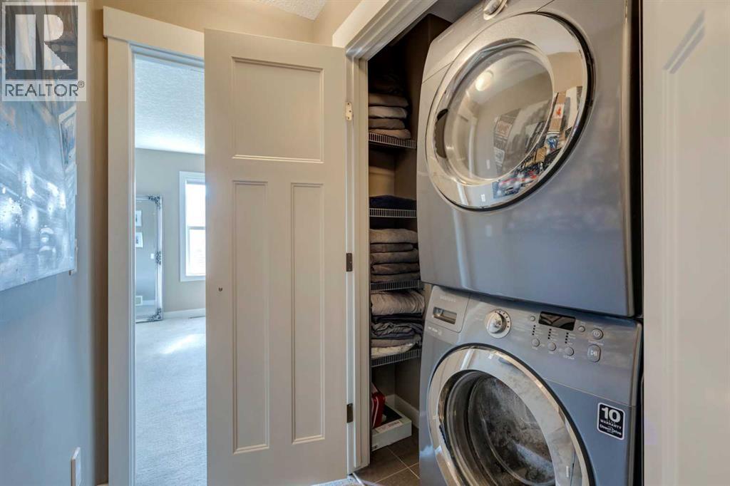 Single Family House for Sale in    Avenue NW Montgomery Calgary 