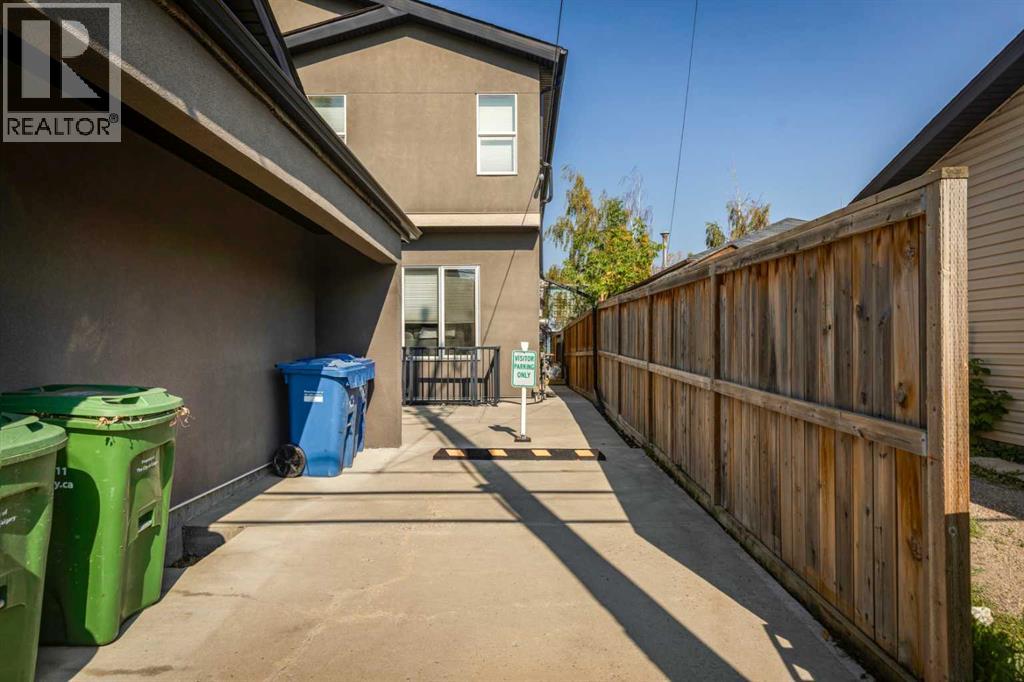 Single Family House for Sale in    Avenue NW Montgomery Calgary 