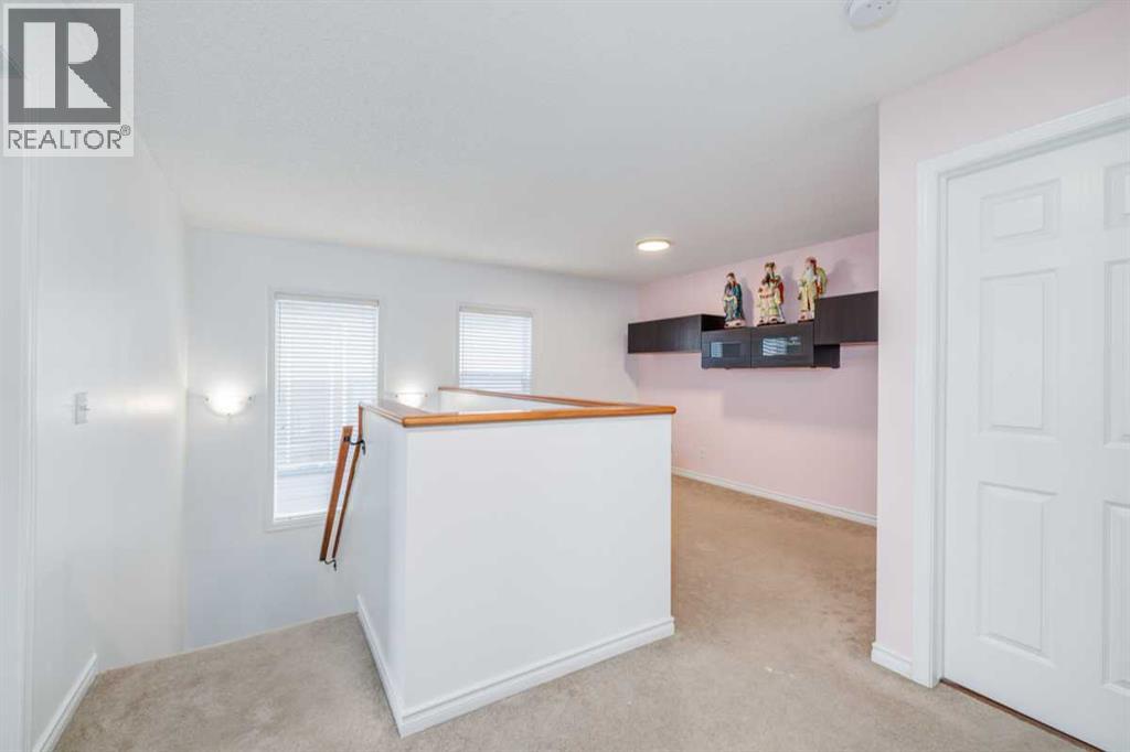 Single Family House for Sale in  Saddlecrest Place NE Saddle Ridge Calgary 