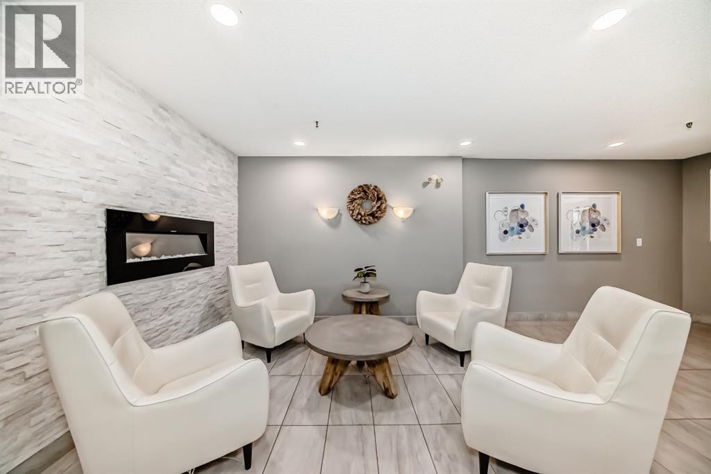 Single Family House for Sale in    Avenue SW Cliff Bungalow Calgary 