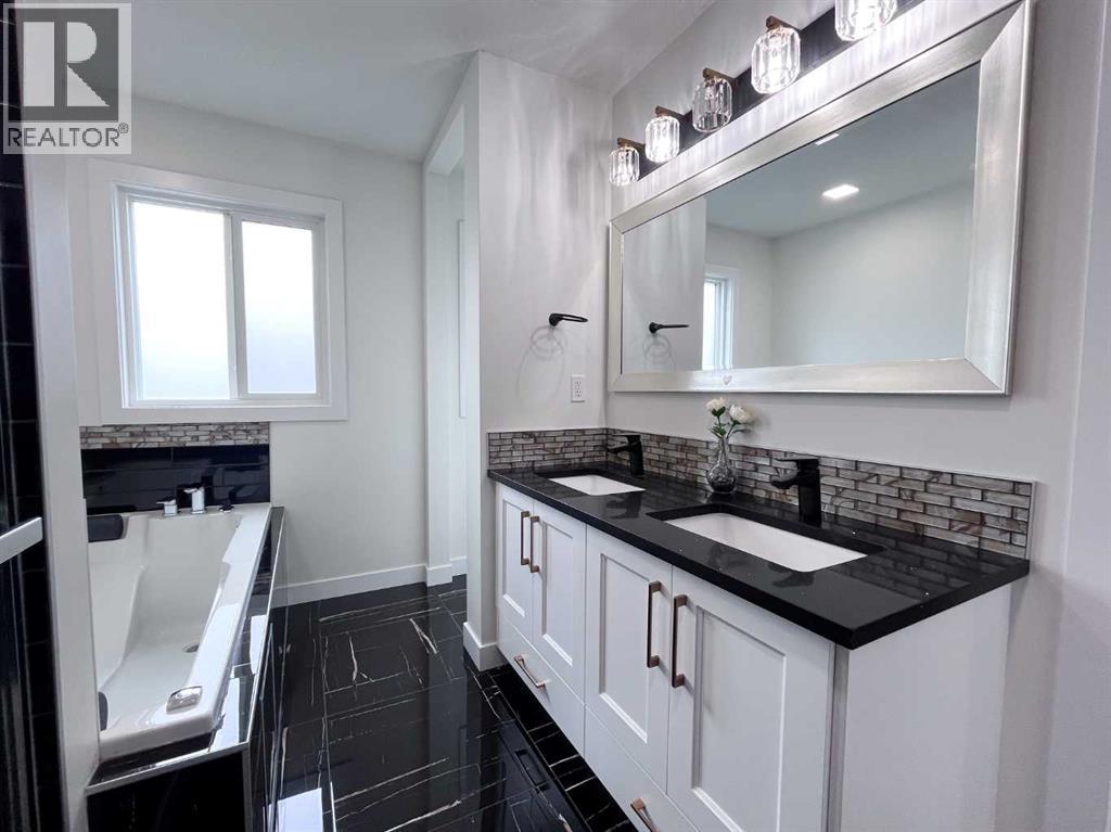 Single Family House for Sale in  Wisteria Court Westgate Grande Prairie 