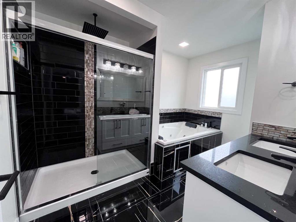 Single Family House for Sale in  Wisteria Court Westgate Grande Prairie 