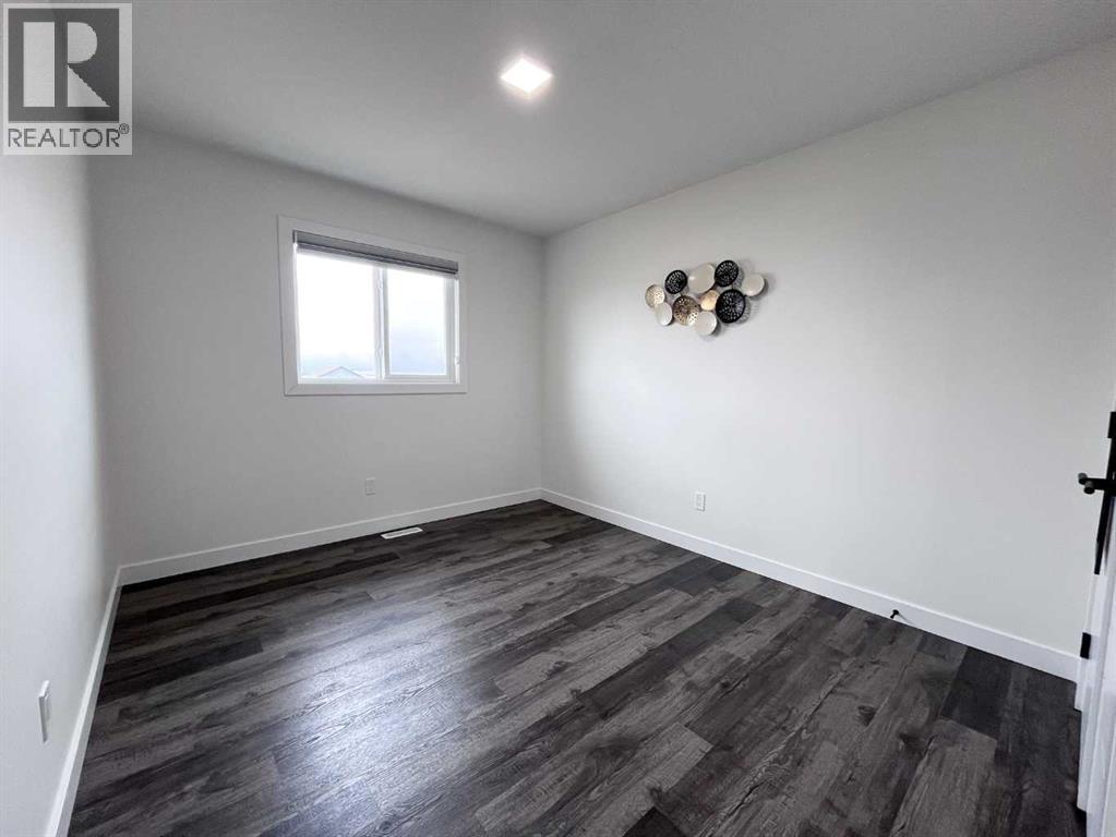 Single Family House for Sale in  Wisteria Court Westgate Grande Prairie 