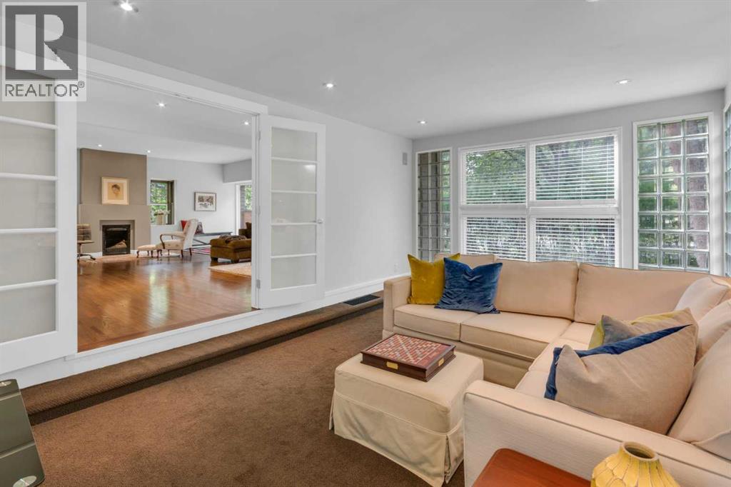 Single Family House for Sale in   Street SW Elbow Park Calgary 