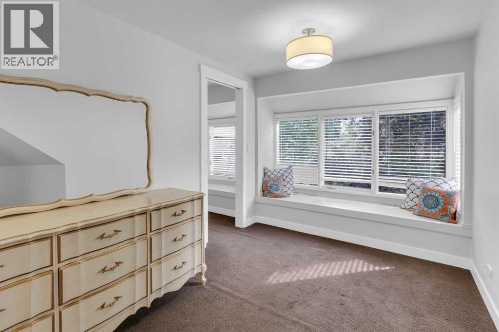 Single Family House for Sale in   Street SW Elbow Park Calgary 