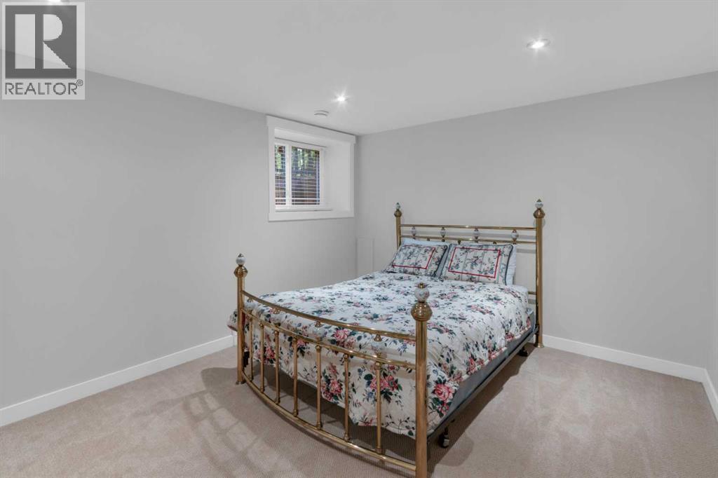 Single Family House for Sale in   Street SW Elbow Park Calgary 