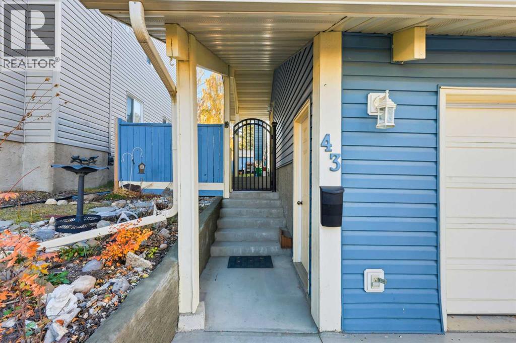 Single Family House Bi-level for Sale in  Macewan Glen Road NW MacEwan Glen Calgary 