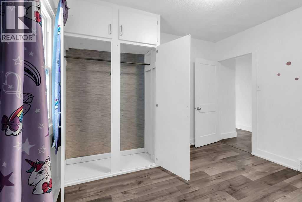 Single Family House Bungalow for Sale in  Bantry Street NE Renfrew Calgary 