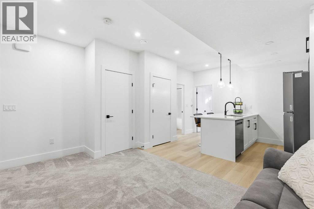 Single Family House for Sale in   Avenue NE Tuxedo Park Calgary 