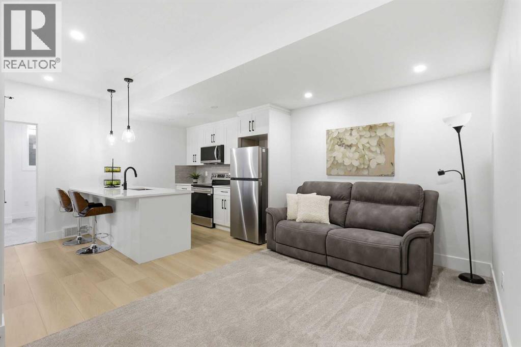 Single Family House for Sale in   Avenue NE Tuxedo Park Calgary 