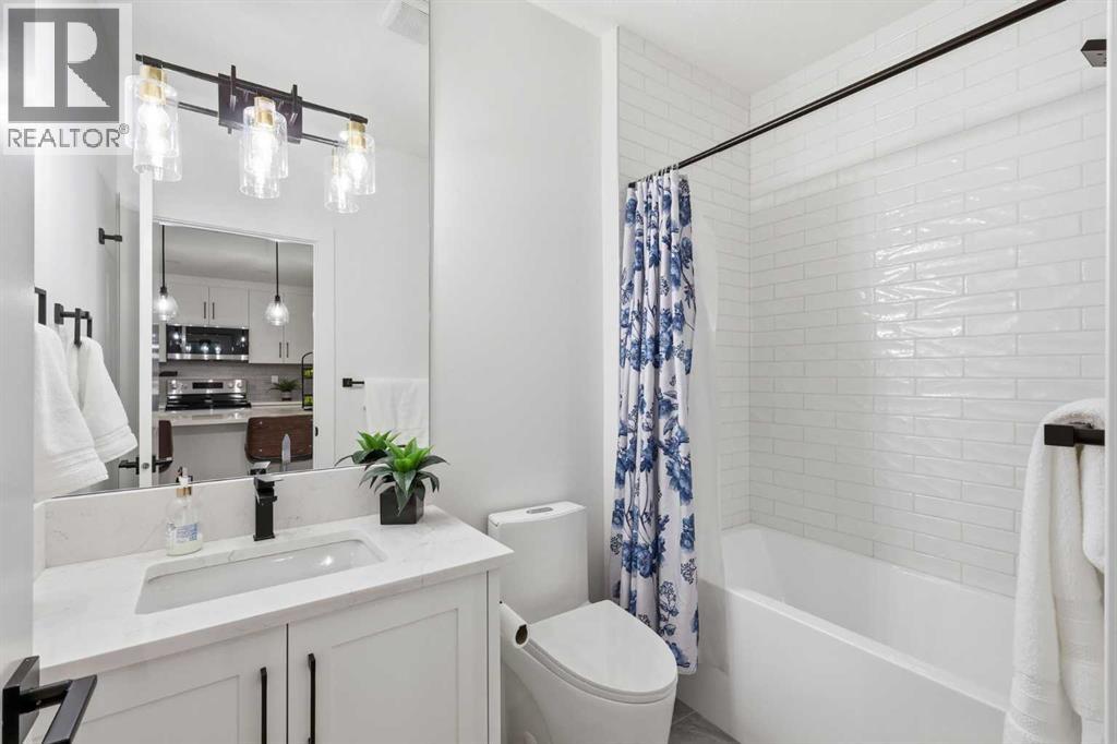 Single Family House for Sale in   Avenue NE Tuxedo Park Calgary 